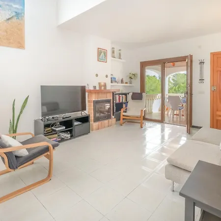 Hébergement de vacances De By Interhome Son Serra de Marina